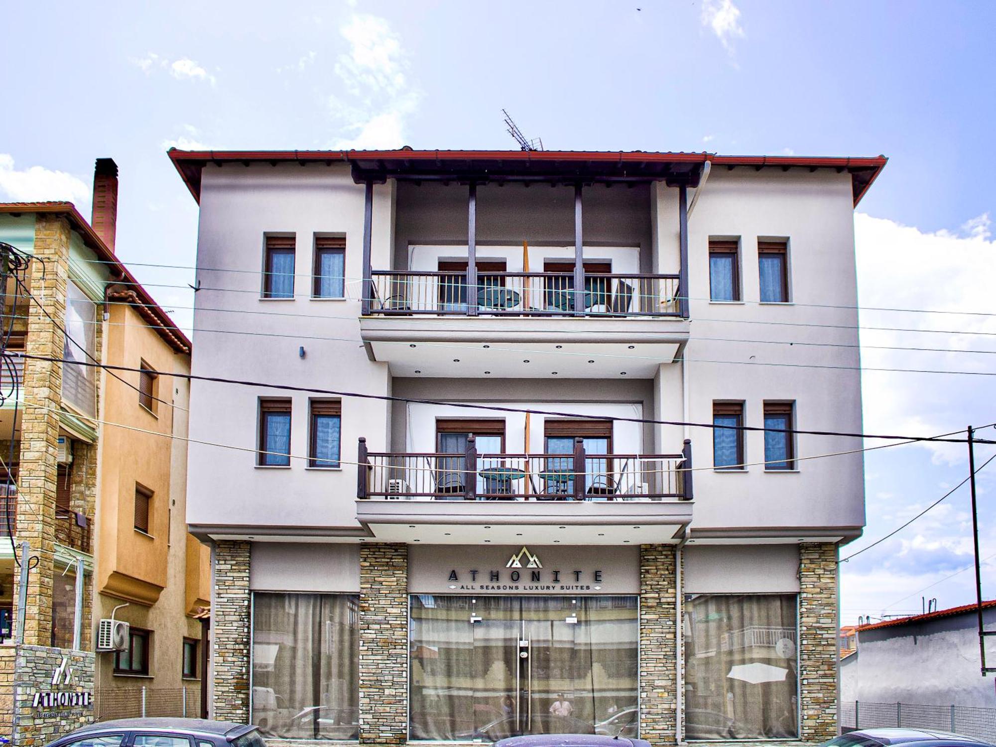 Athonite All Seasons Luxury Suites Иерисос Екстериор снимка
