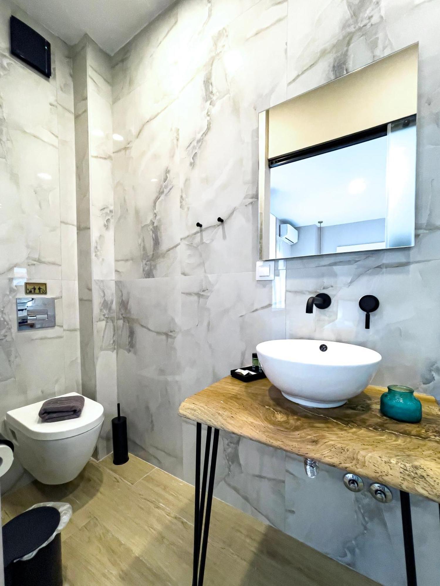 Athonite All Seasons Luxury Suites Иерисос Екстериор снимка